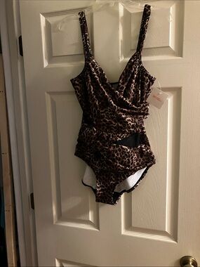 Ruby Ribbon Leopard Print Swimsuit Size 14 NWT
